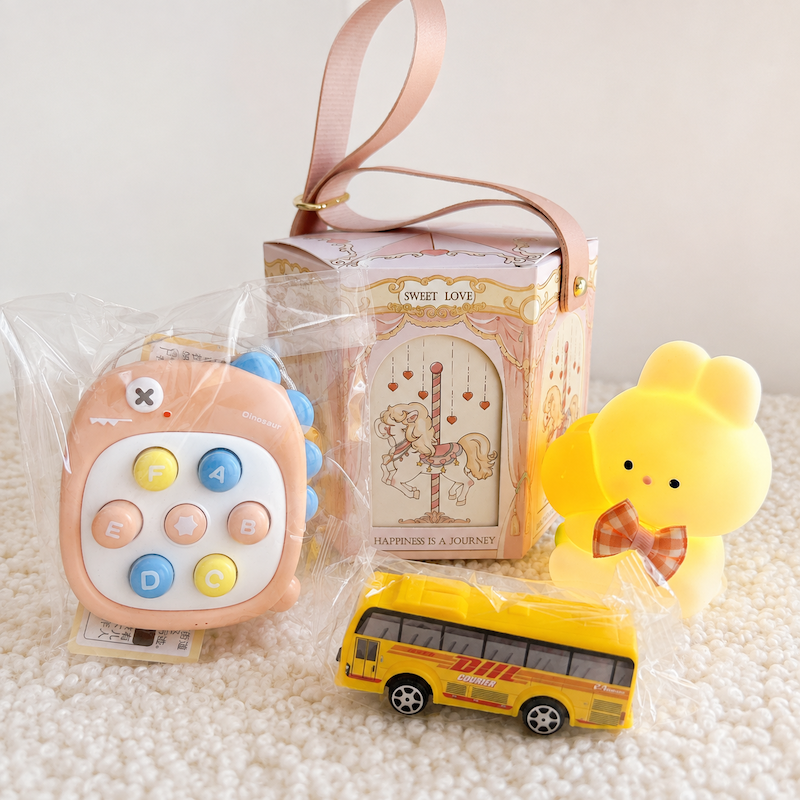 Carousel Goodie Bag Set – Night Light & Mini Toys