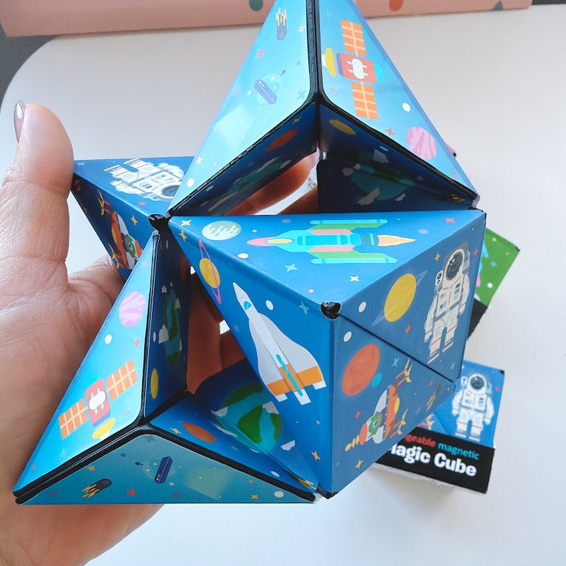Galaxy Magnetic Infinity Cube – Geometric Folding Puzzle Toy